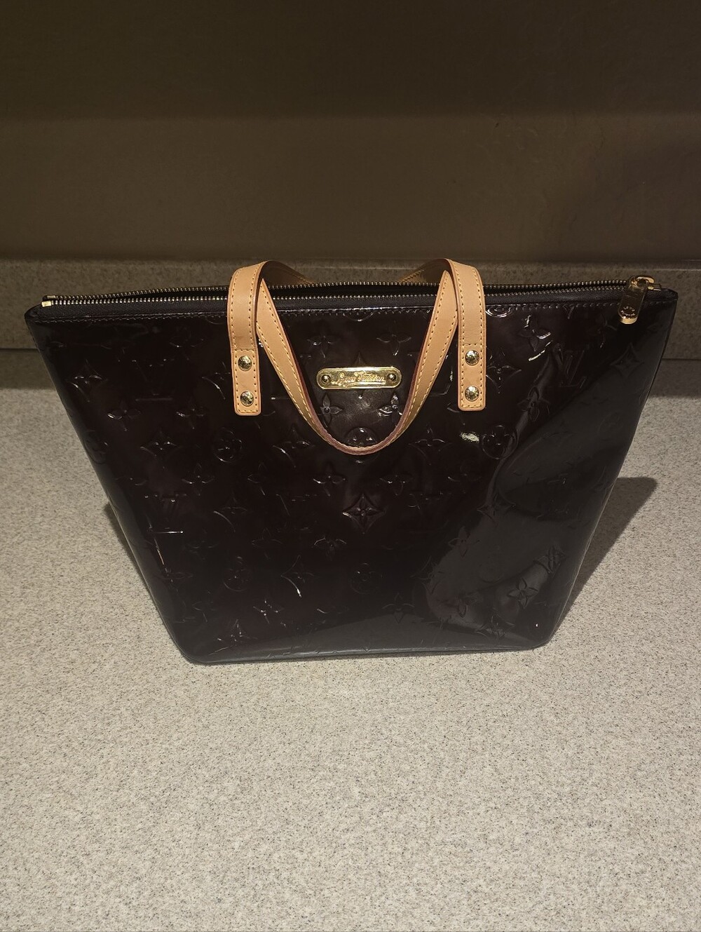 Authentic Louis Vuitton Vernis Bellevue PM handbag